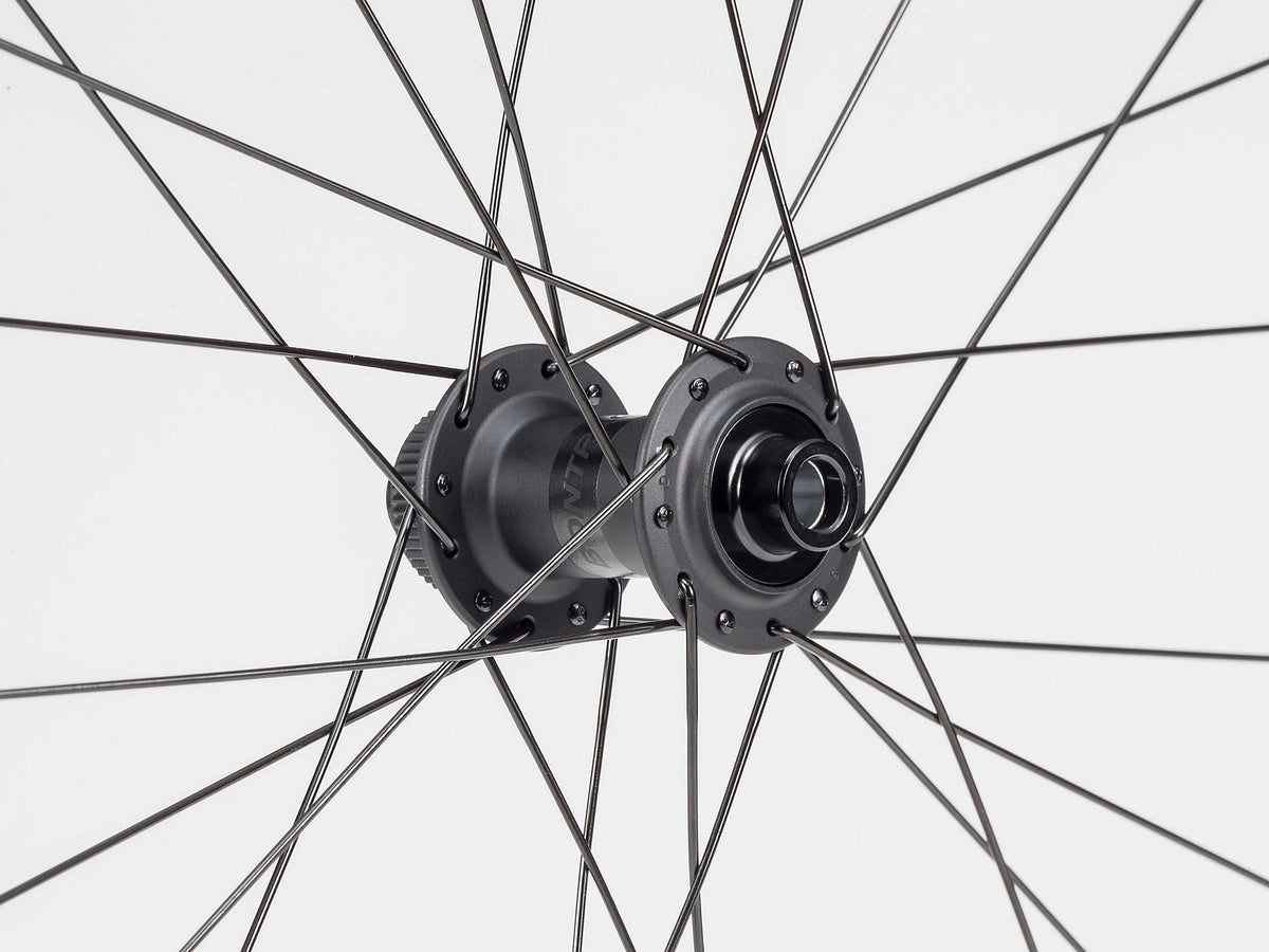 Bontrager Paradigm Comp 25 TLR Disc Road Wheel Front