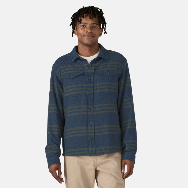 Patagonia M Fjord Flannel Shirt Smolder Blue