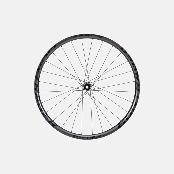 Bontrager Kovee Pro 30 hjulset - Begagnad (med däck och kassett)