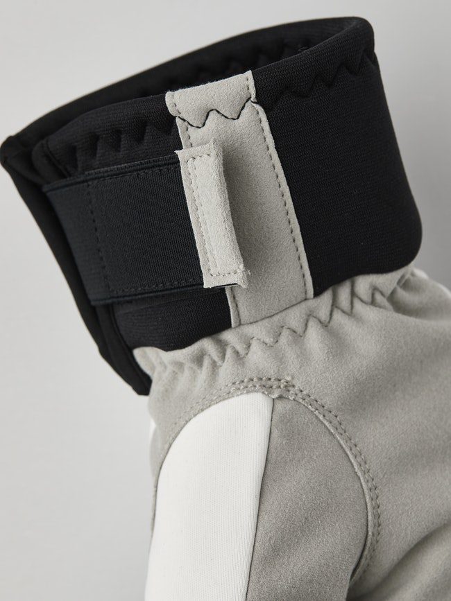 Hestra Comfort Tracker Mitt Svart / Ivory