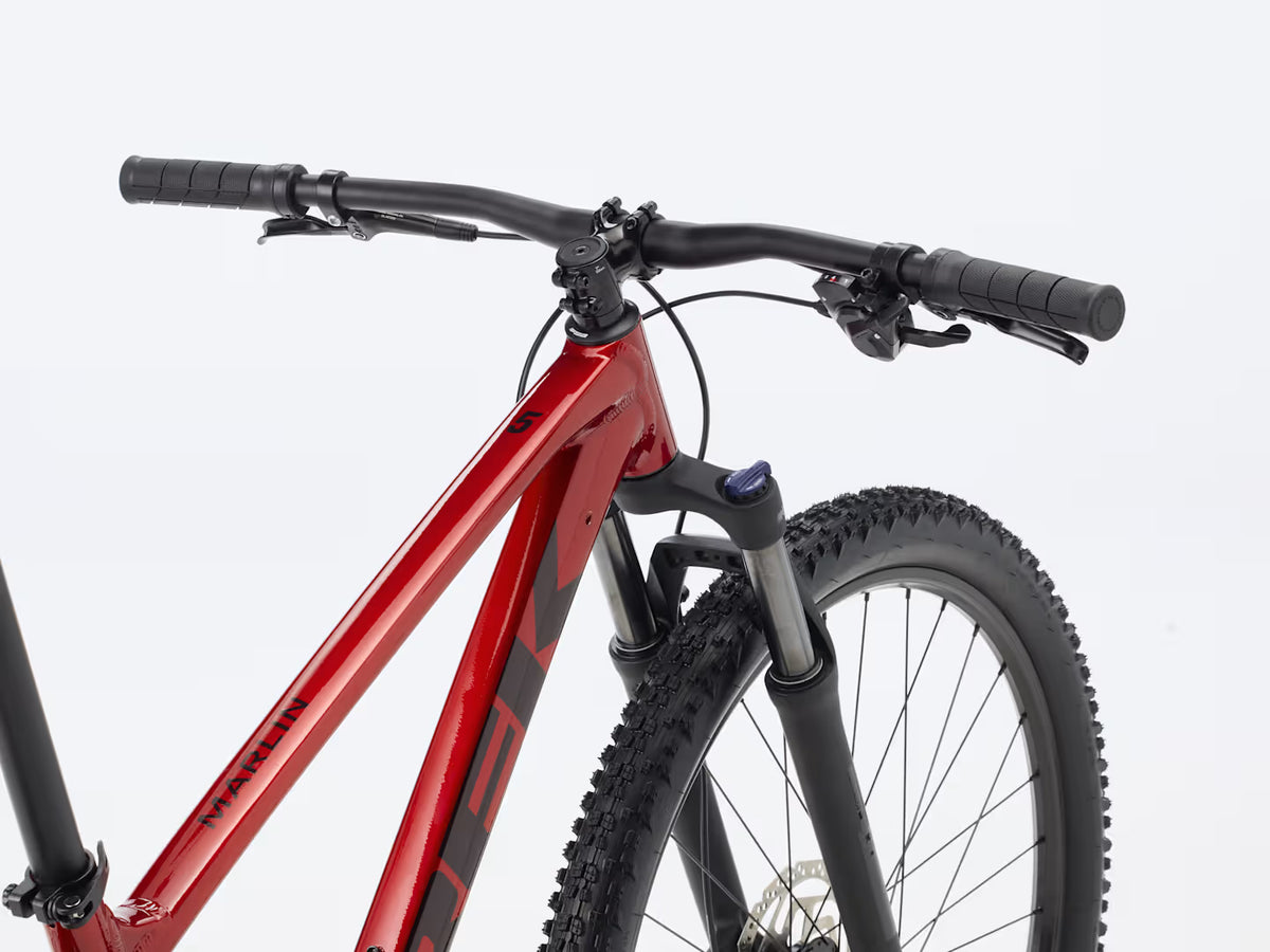 Trek Marlin 5 Gen 3 2026 Fury Red.