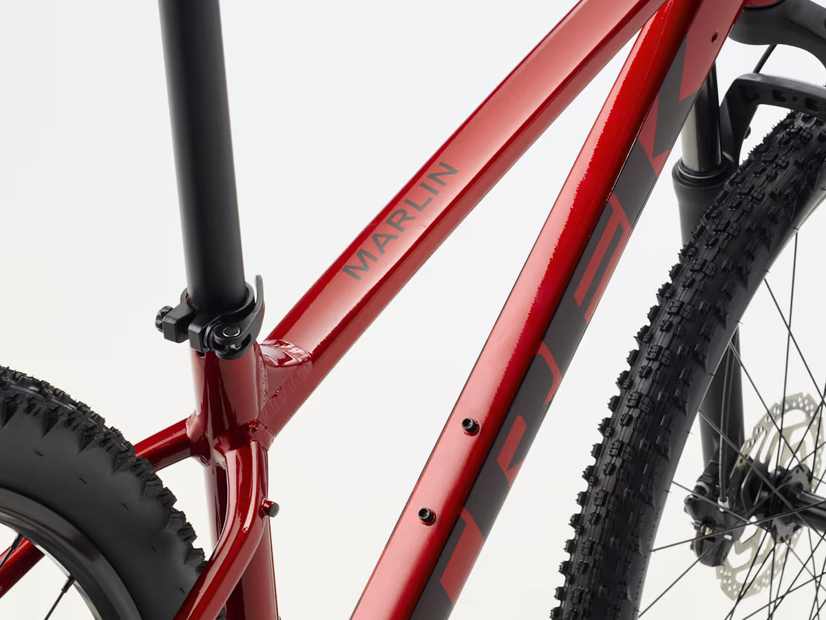 Trek Marlin 5 Gen 3 2026 Fury Red.