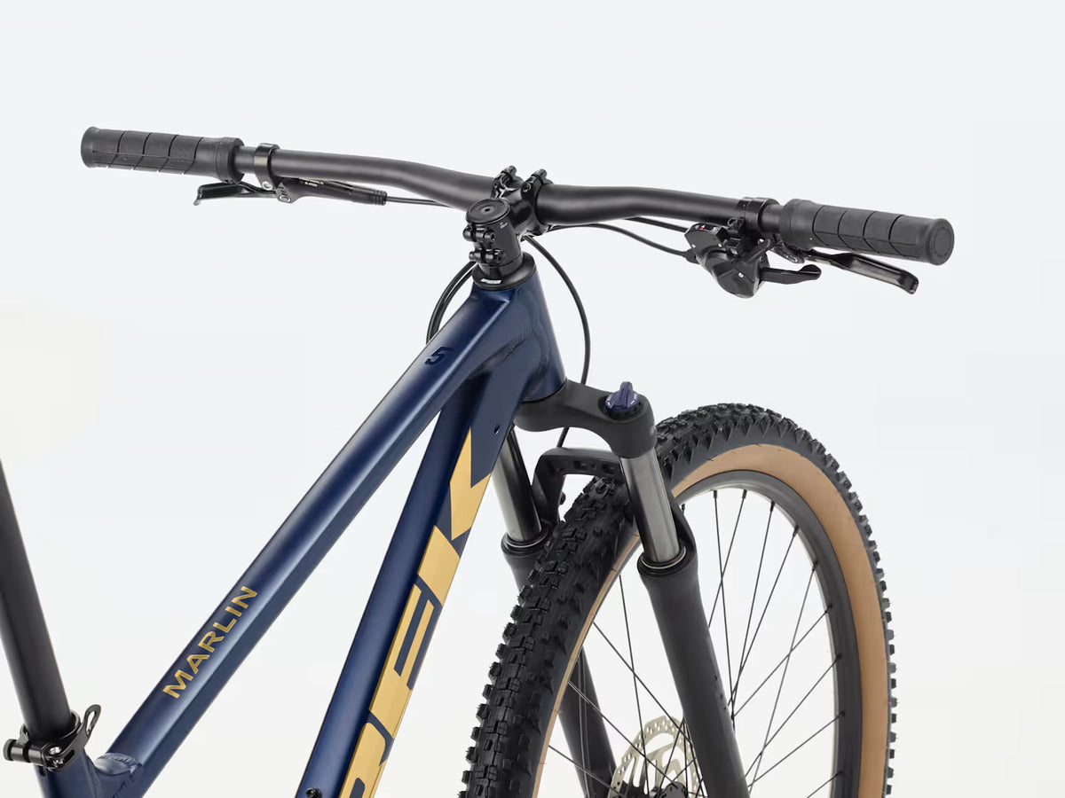 Trek Marlin 5 Gen 3 2026 Mulsanne Blue.