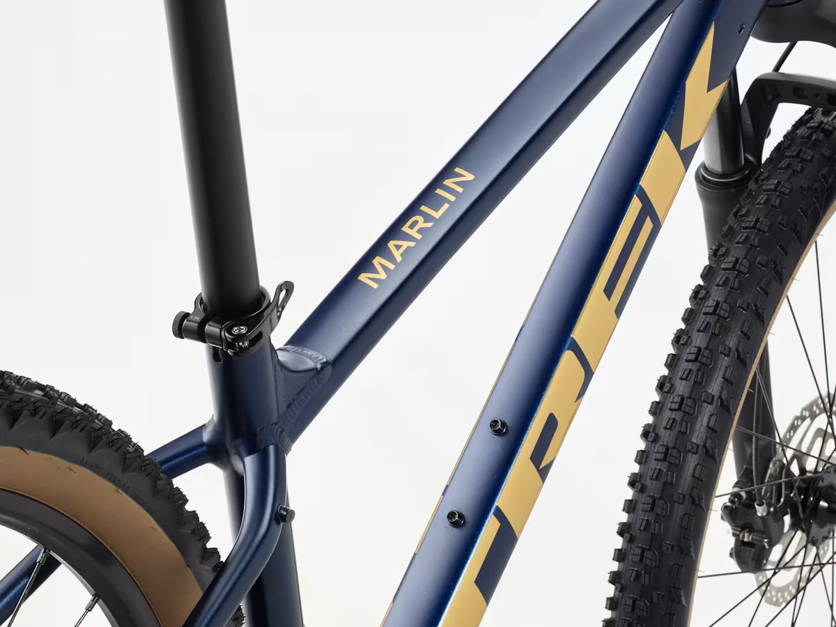 Trek Marlin 5 Gen 3 2026 Mulsanne Blue.