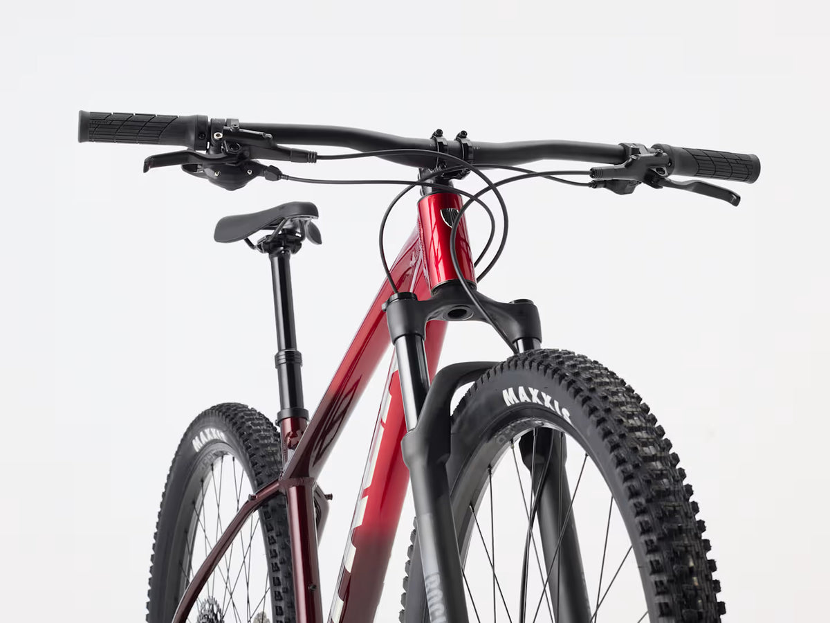 Trek Marlin 7 Gen 3 2026 Fury Red Fade