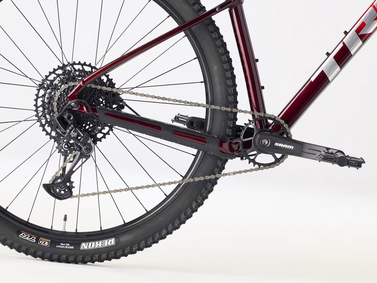 Trek Marlin 7 Gen 3 2026 Fury Red Fade