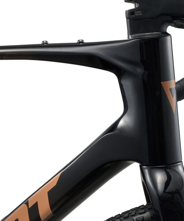 Giant Revolt Advanced 2 - 2026